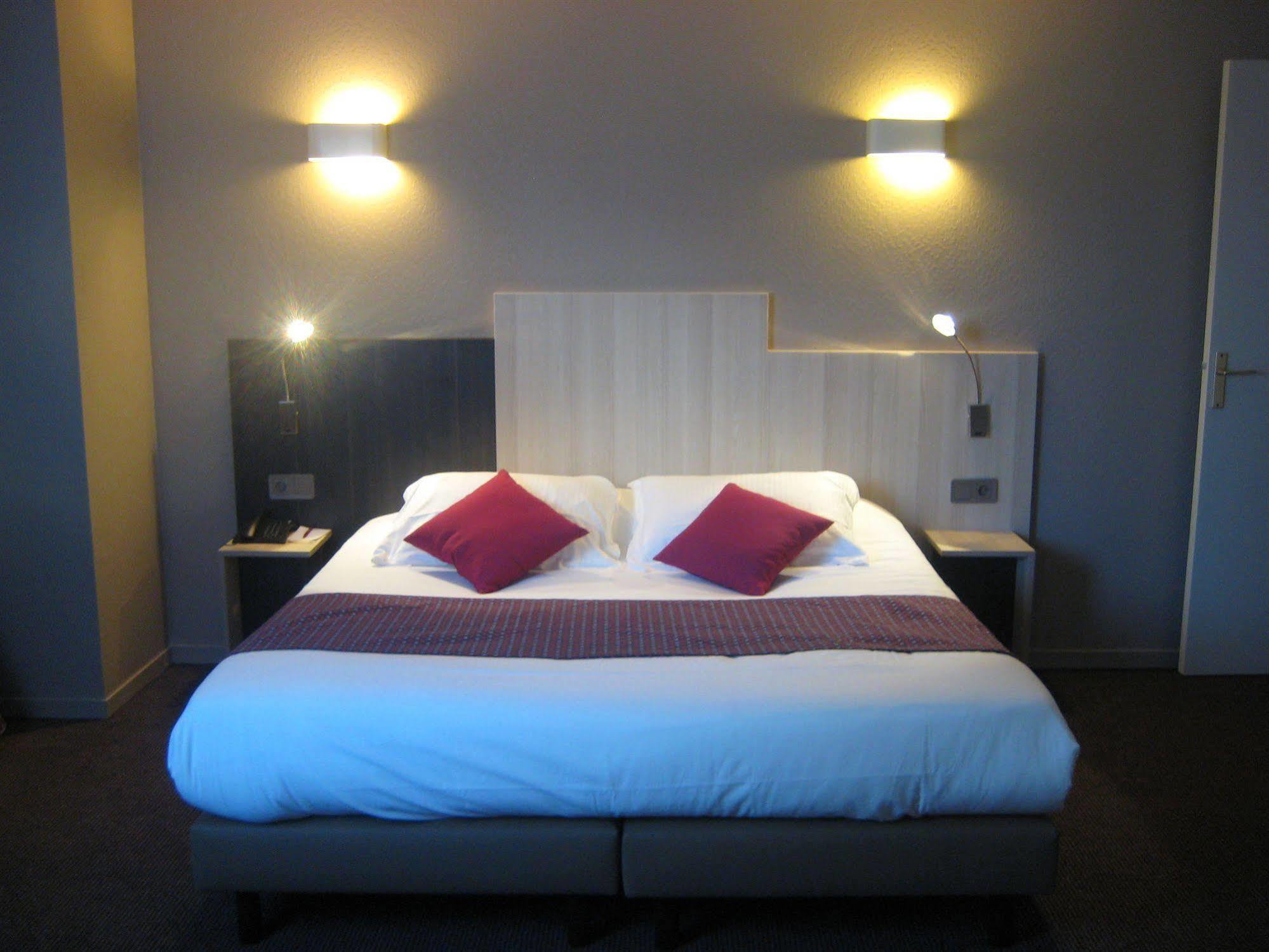 Inter-Hotel Bordeaux Meriadeck Alton Buitenkant foto